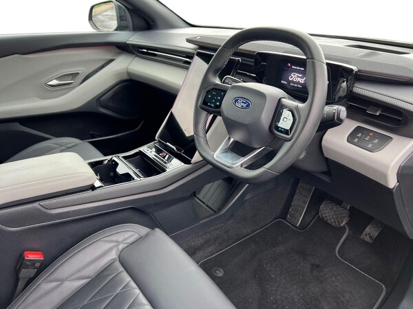 Used Ford Explorer 2024 for sale - 76221812: Photo 10