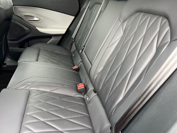 Used Ford Explorer 2024 for sale - 76221812: Photo 14