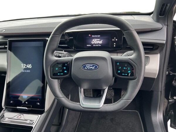 Used Ford Explorer 2024 for sale - 76221812: Photo 17