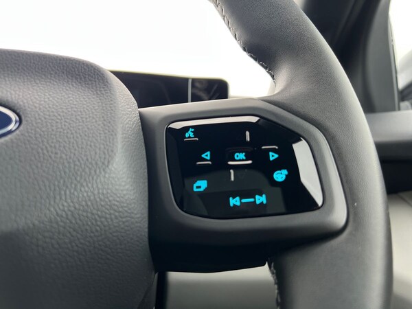 Used Ford Explorer 2024 for sale - 76221812: Photo 27