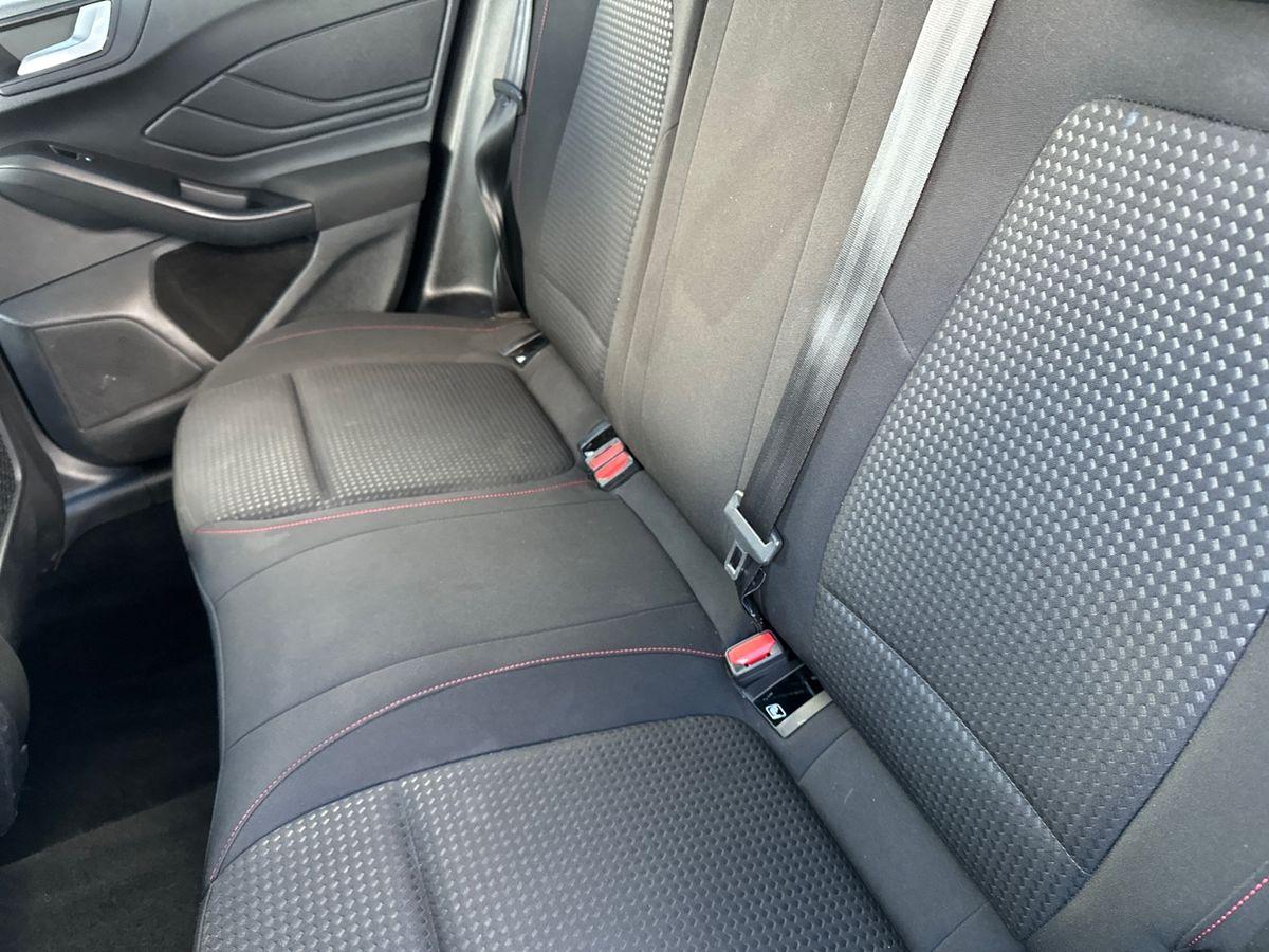 Used Ford Focus 2023 for sale - 76033845: Photo 14