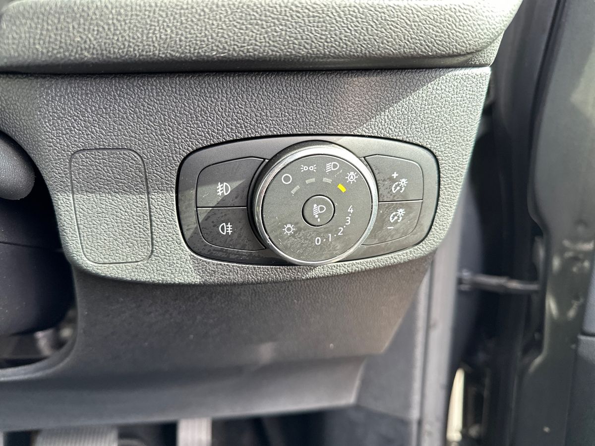 Used Ford Focus 2023 for sale - 76033845: Photo 23