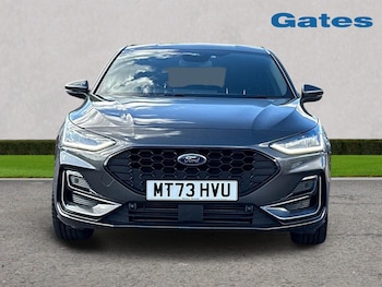 Used Ford Focus 2023 for sale - 76033845: Photo 2