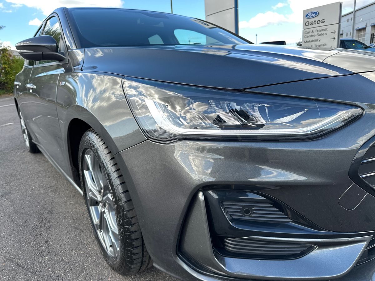 Used Ford Focus 2023 for sale - 76033845: Photo 32