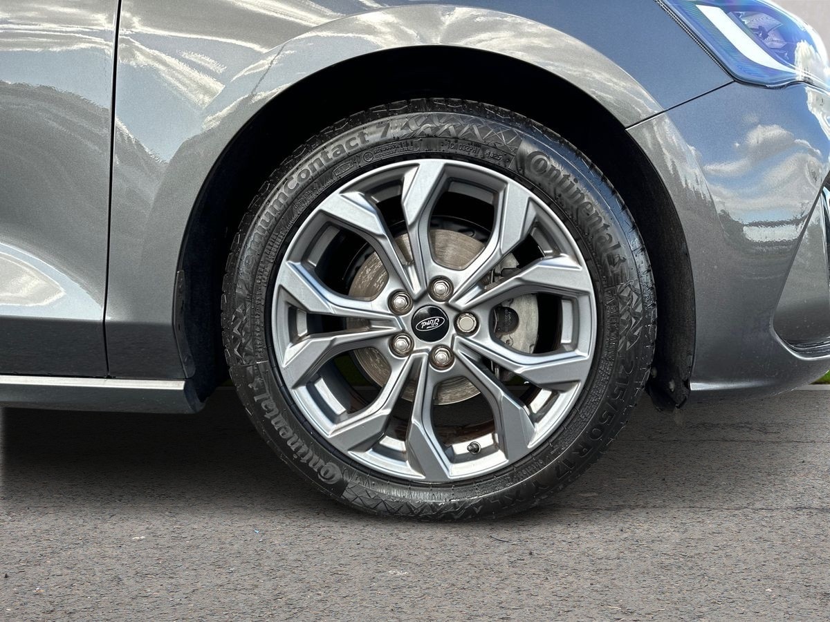 Used Ford Focus 2023 for sale - 76033845: Photo 9
