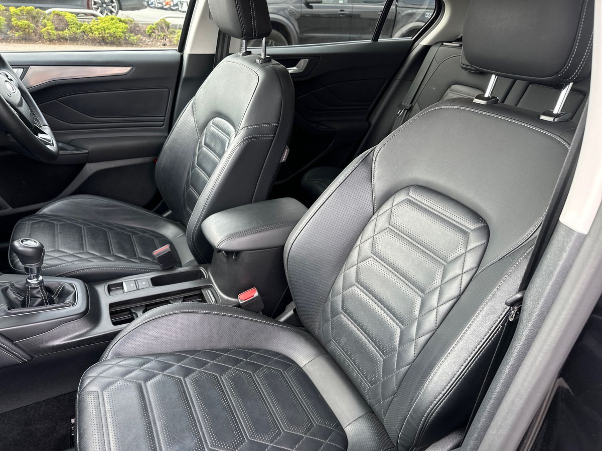 Used Ford Focus 2023 for sale - 77995029: Photo 13