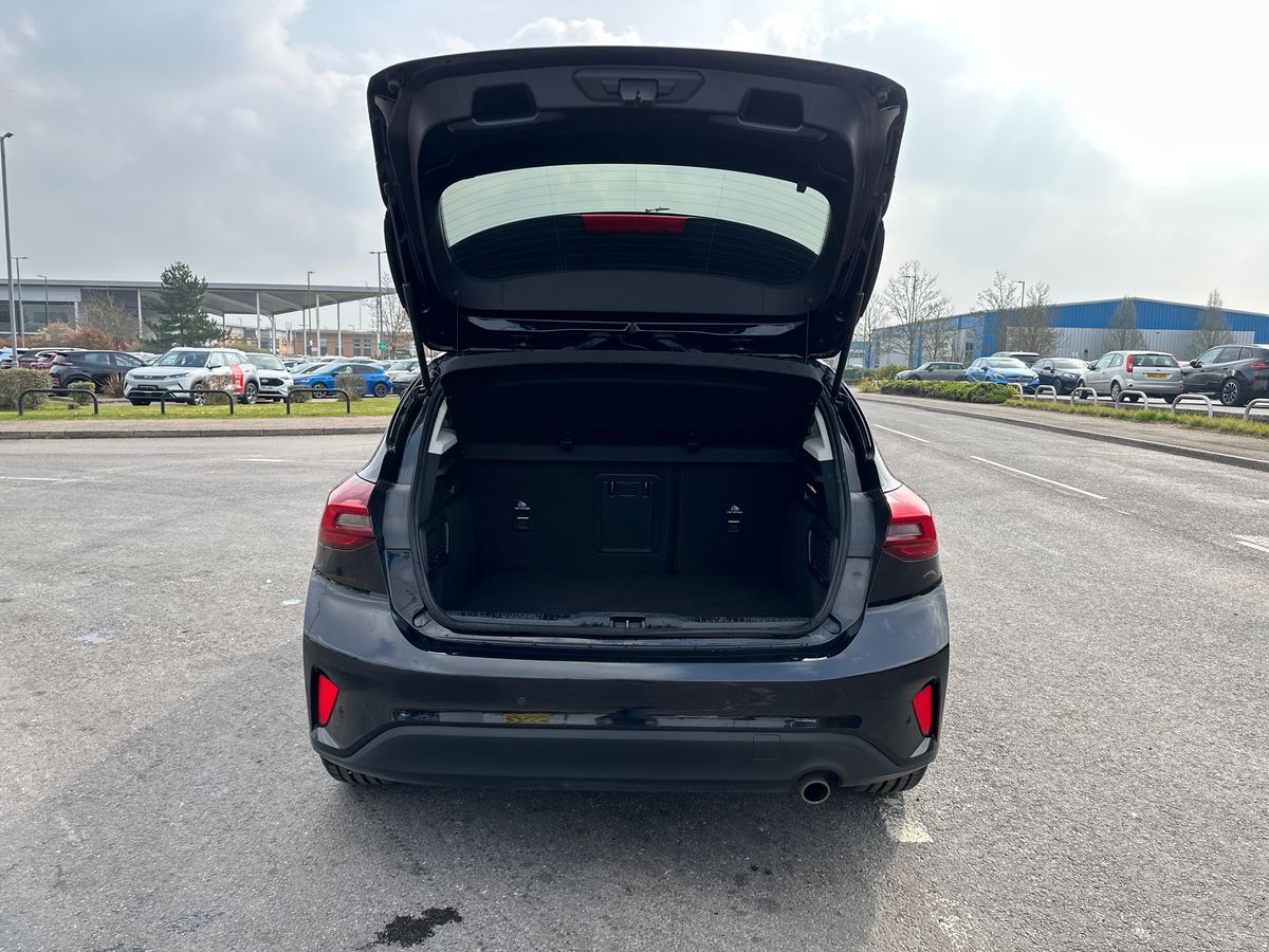 Used Ford Focus 2023 for sale - 77995029: Photo 34