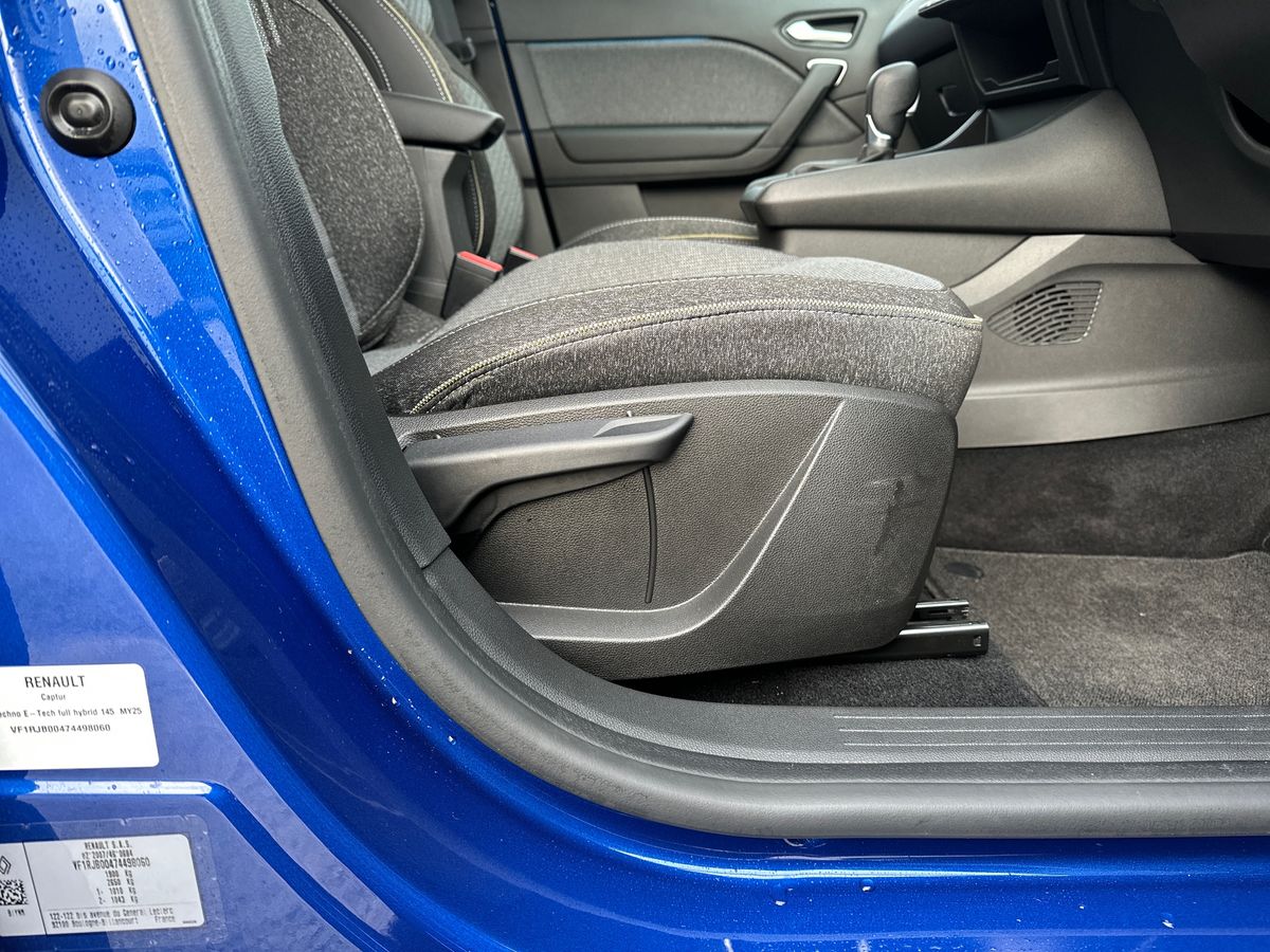 Used Renault Captur 2025 for sale - 76977721: Photo 30