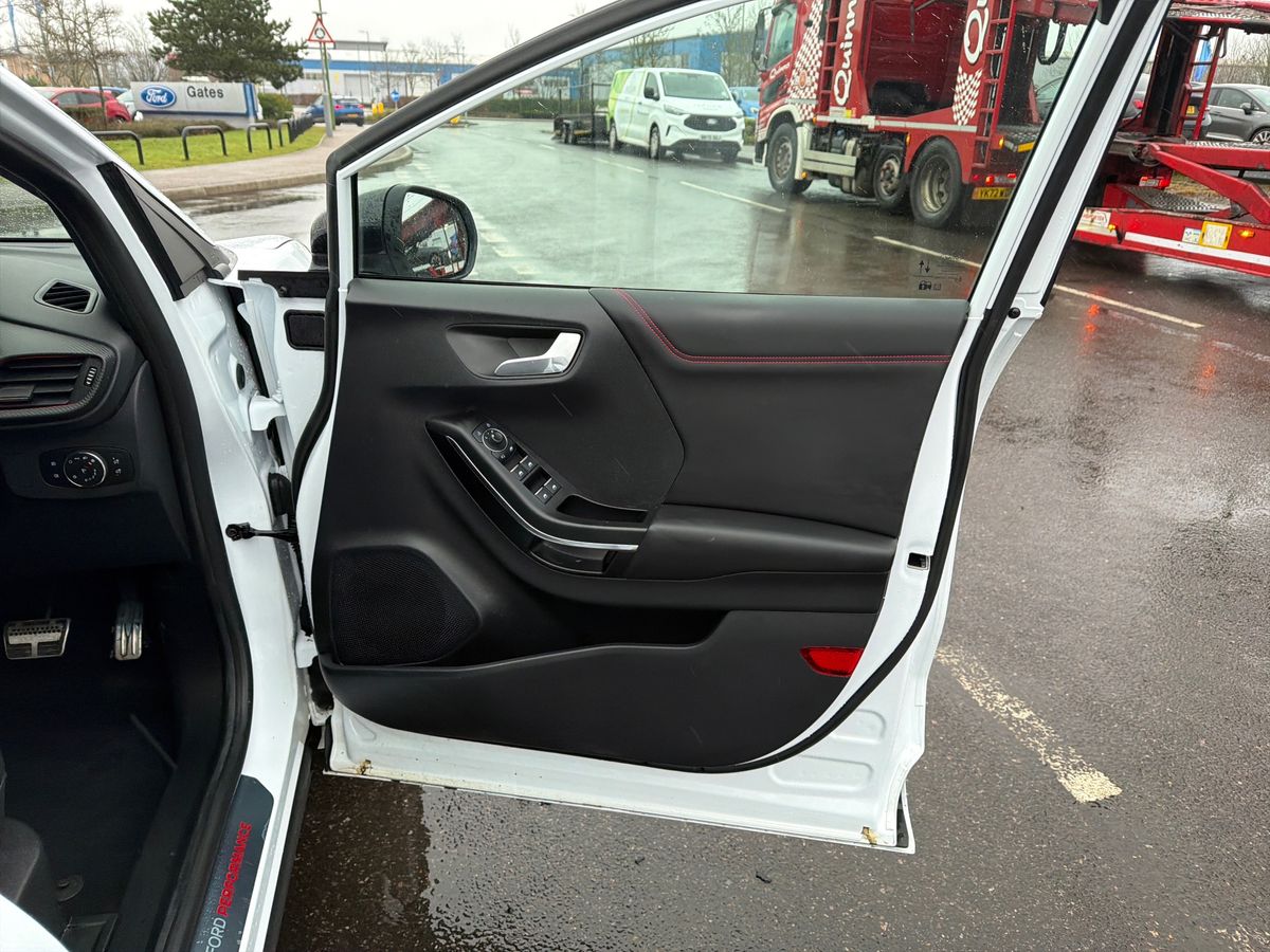 Used Ford Puma 2024 for sale - 77791083: Photo 35