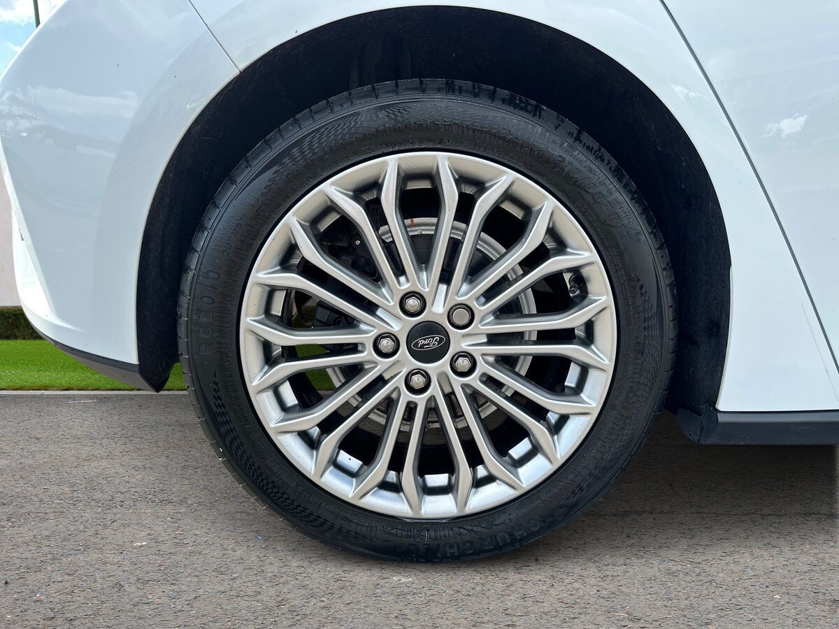 Used Ford Focus 2021 for sale - 77841451: Photo 9