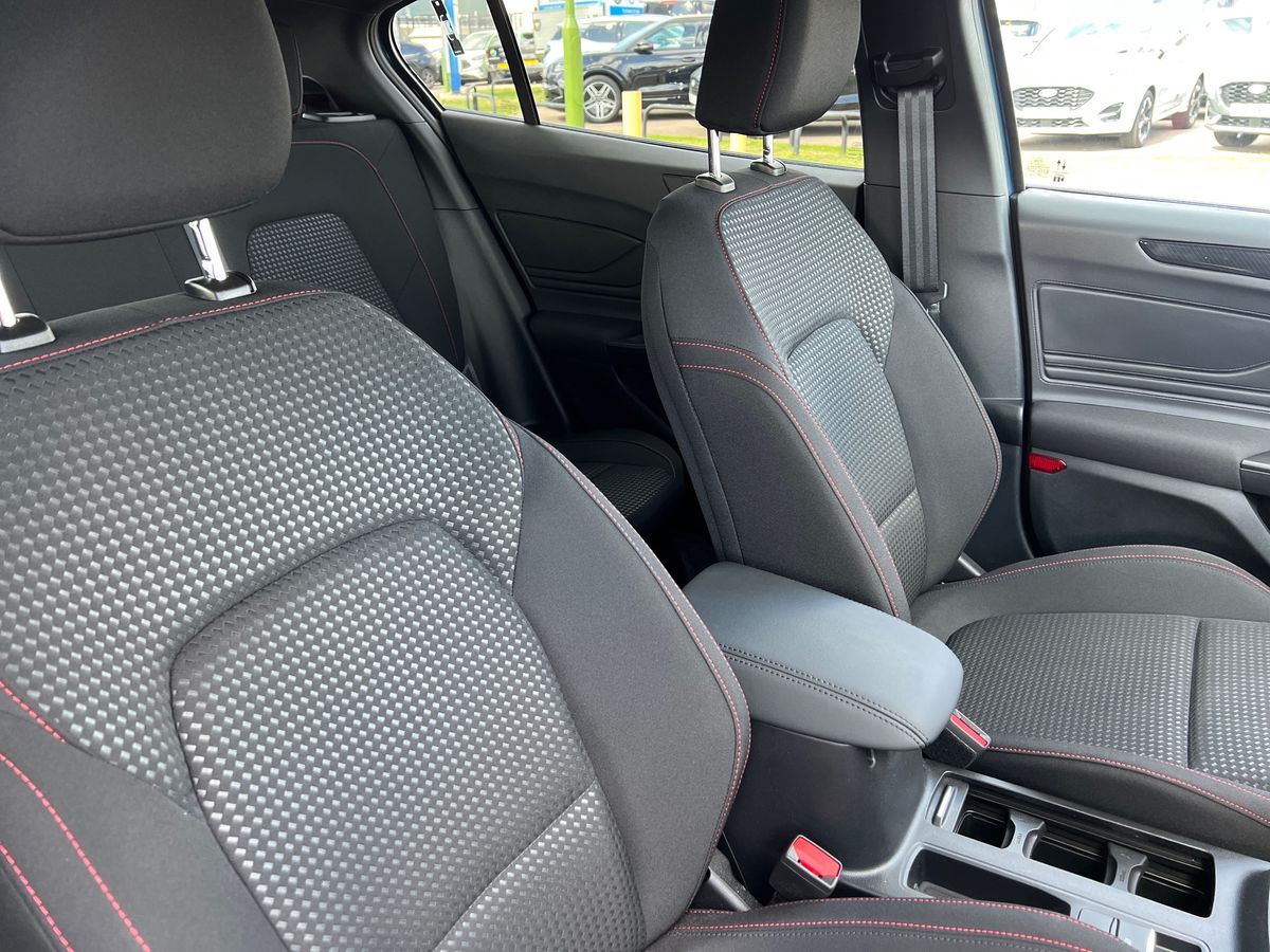 Used Ford Focus 2024 for sale - 76116995: Photo 12