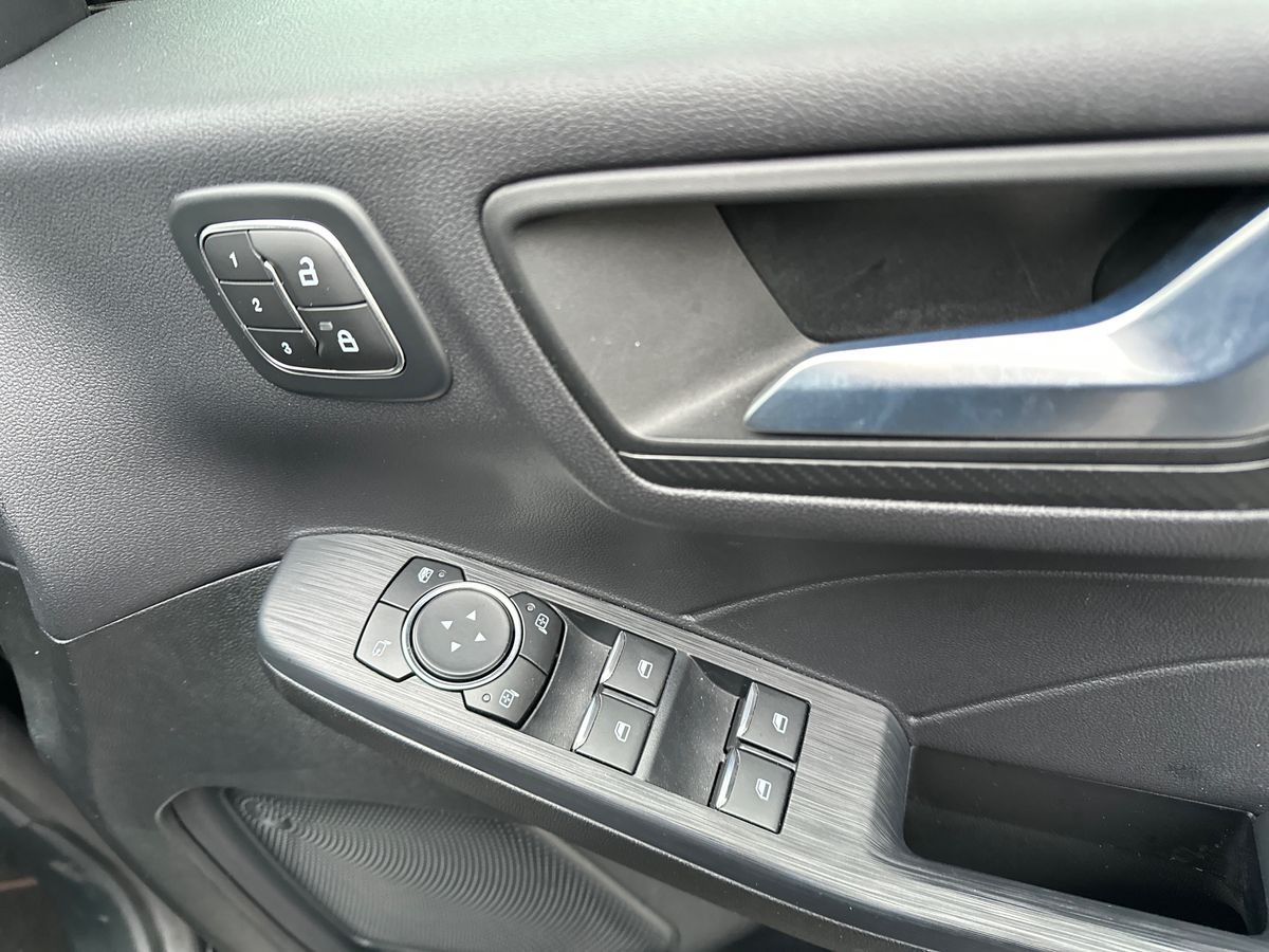 Used Ford Kuga 2024 for sale - 77218661: Photo 25