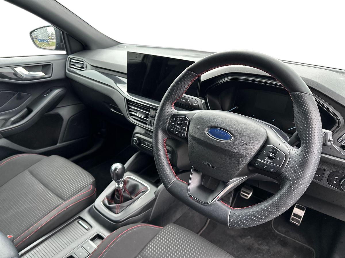 Used Ford Focus 2023 for sale - 77157948: Photo 10