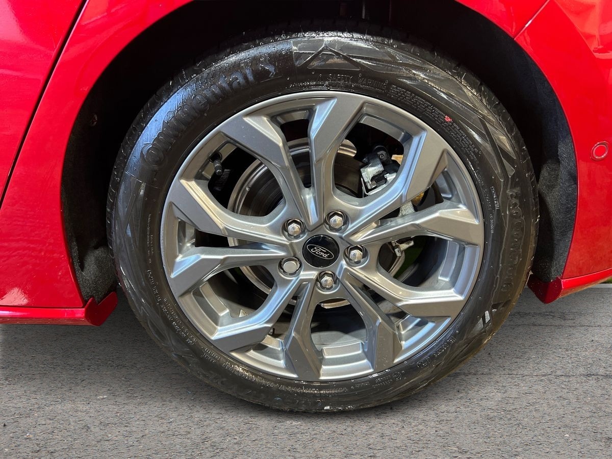 Used Ford Focus 2025 for sale - 76661052: Photo 9