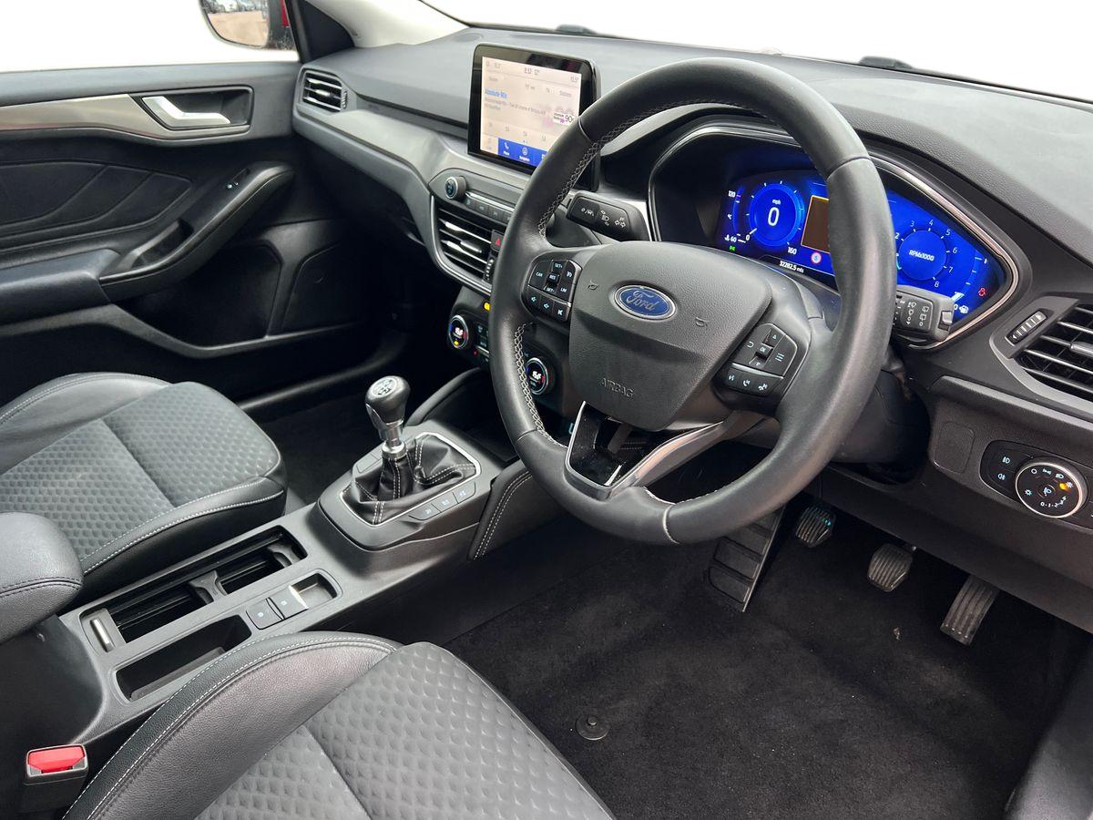 Used Ford Focus 2021 for sale - 76556896: Photo 10
