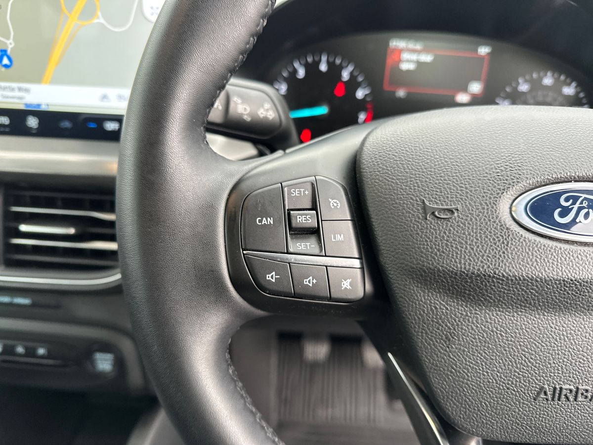 Used Ford Focus 2023 for sale - 76328117: Photo 26