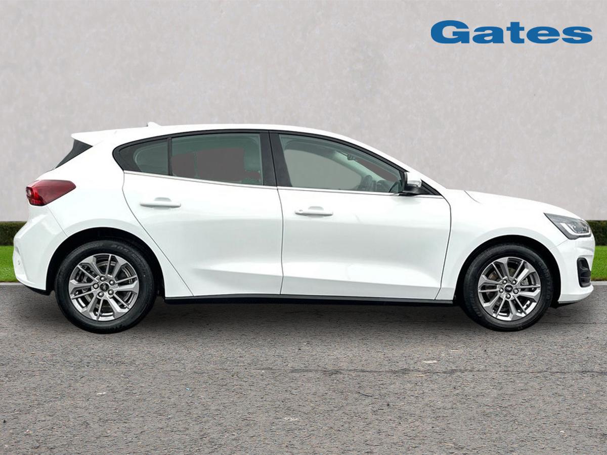 Used Ford Focus 2023 for sale - 76328117: Photo 8