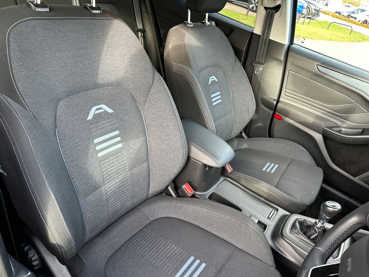 Used Ford Focus 2022 for sale - 76390110: Photo 12