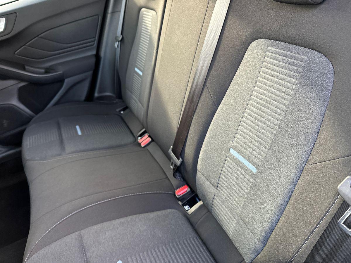 Used Ford Focus 2022 for sale - 76390110: Photo 14