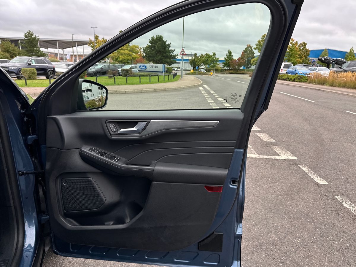 Used Ford Kuga 2022 for sale - 76375550: Photo 35