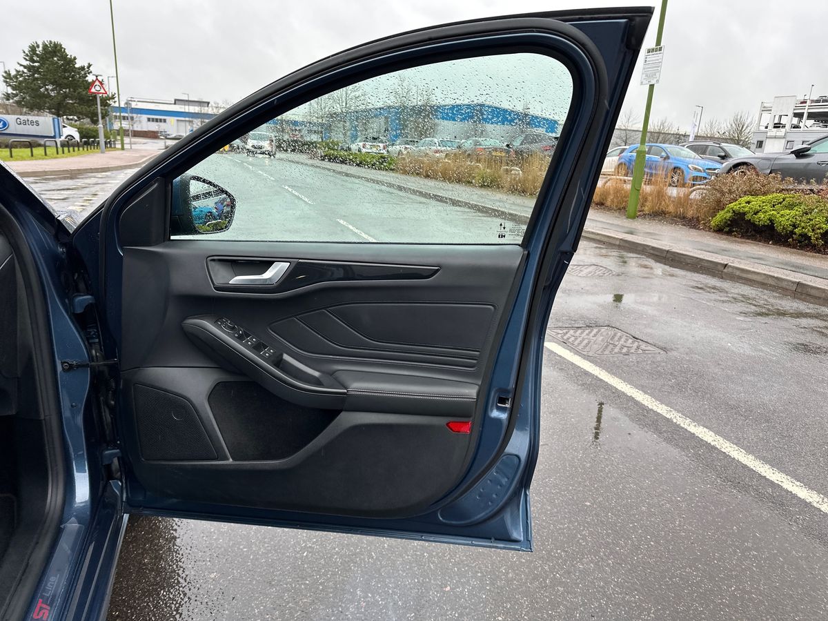 Used Ford Focus 2022 for sale - 77218728: Photo 35