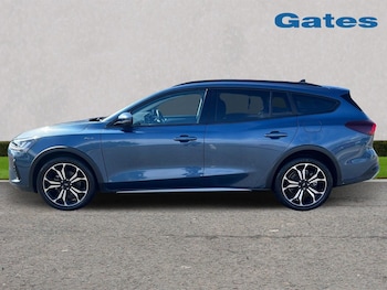 Used Ford Focus 2022 for sale - 75967071: Photo