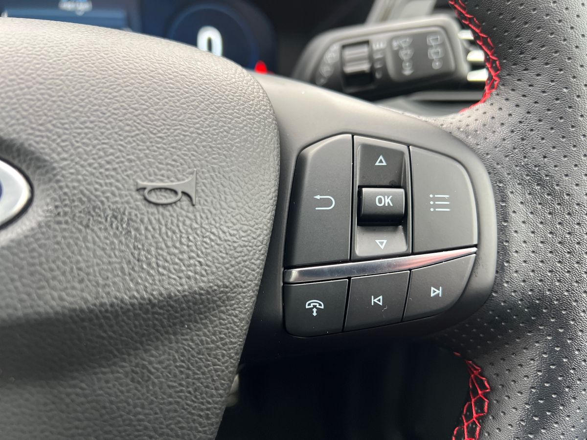 Used Ford Kuga 2025 for sale - 76552532: Photo 27