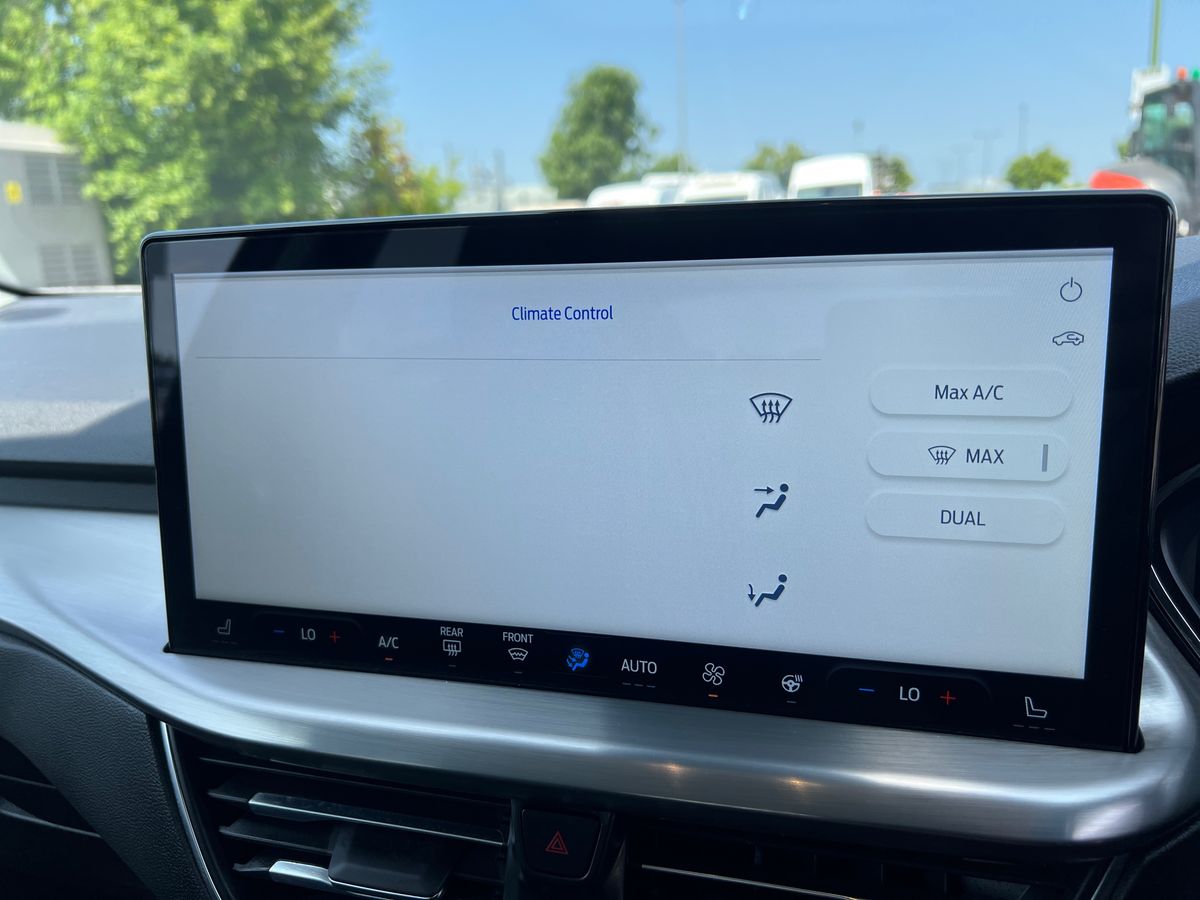 Used Ford Focus 2022 for sale - 76552568: Photo 22