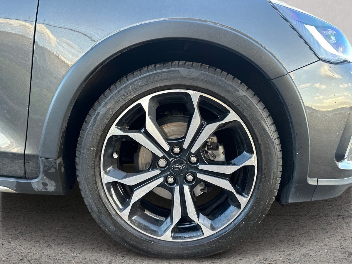 Used Ford Focus 2022 for sale - 76788391: Photo 9