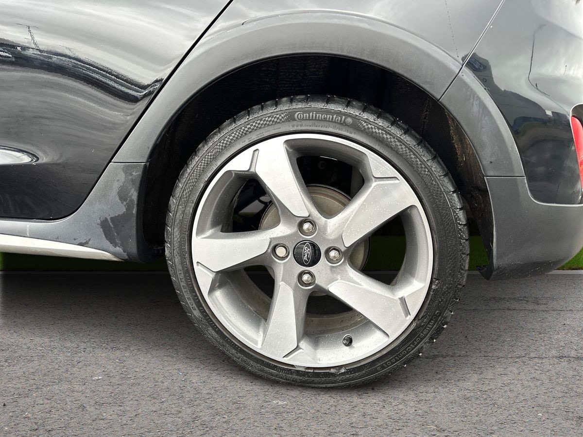 Used Ford Fiesta 2018 for sale - 76894858: Photo 9