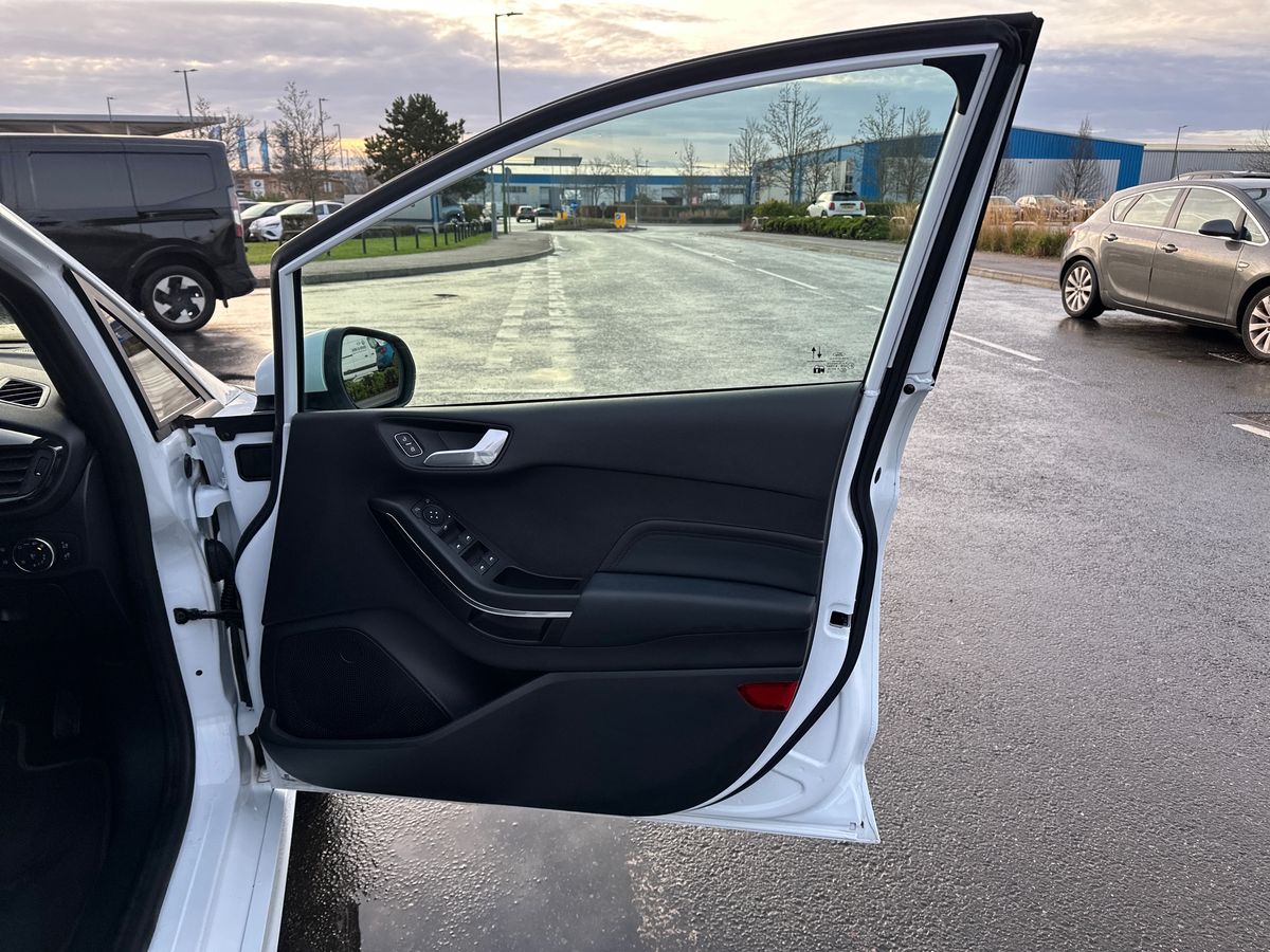 Used Ford Fiesta 2023 for sale - 76556903: Photo 35