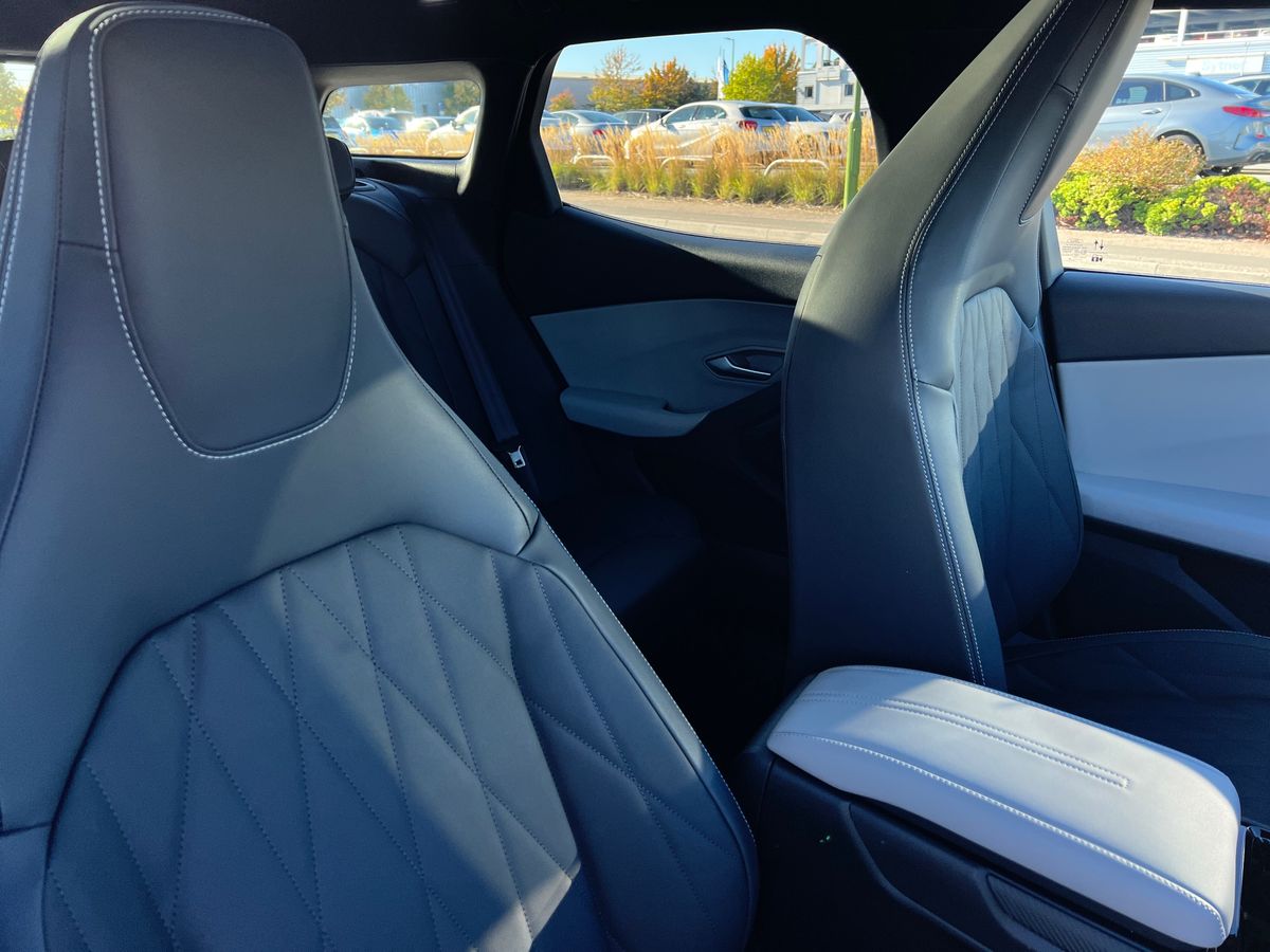 Used Ford Explorer 2025 for sale - 78158659: Photo 12