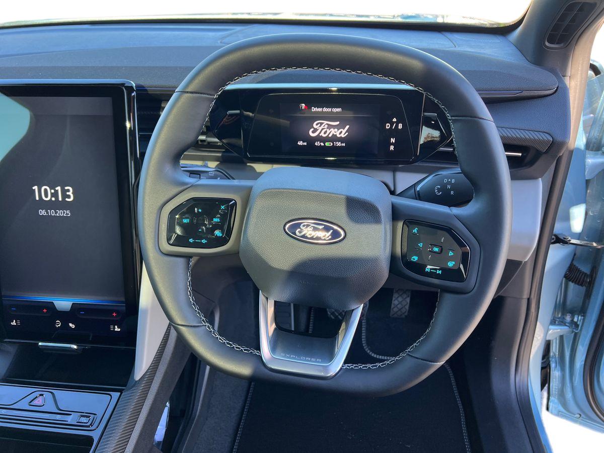 Used Ford Explorer 2025 for sale - 78158659: Photo 17