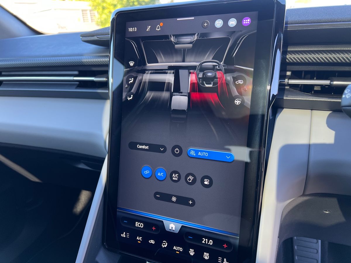 Used Ford Explorer 2025 for sale - 78158659: Photo 22