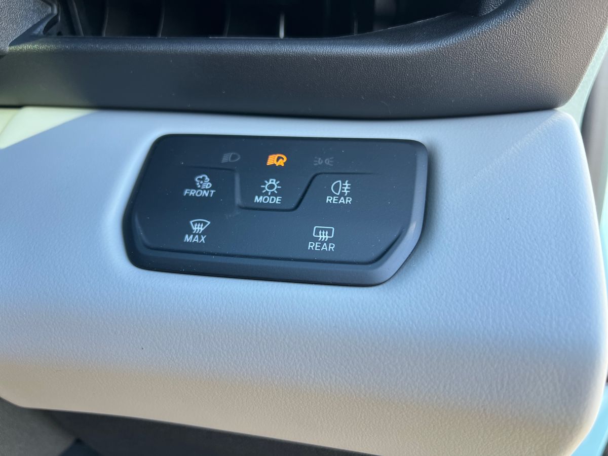 Used Ford Explorer 2025 for sale - 78158659: Photo 23