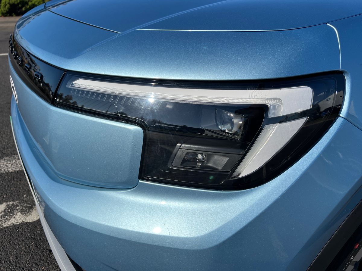 Used Ford Explorer 2025 for sale - 78158659: Photo 32