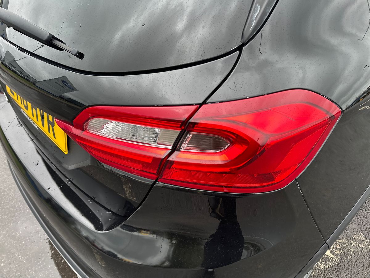 Used Ford Fiesta 2018 for sale - 76780351: Photo 33