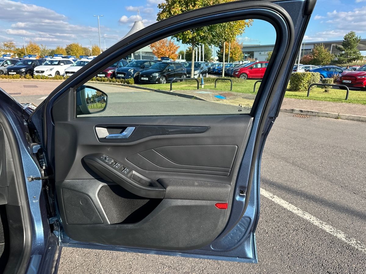 Used Ford Focus 2025 for sale - 77070887: Photo 35