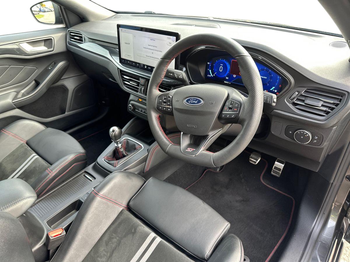 Used Ford Focus 2023 for sale - 76297529: Photo 10