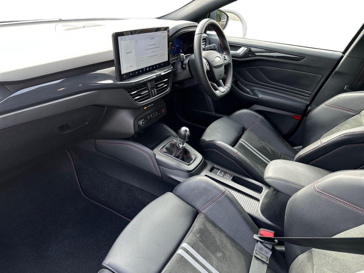 Used Ford Focus 2023 for sale - 76297529: Photo 11