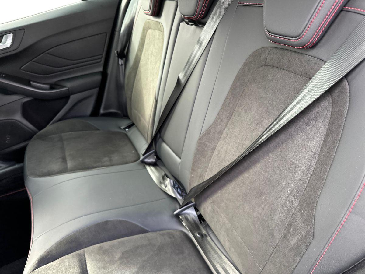 Used Ford Focus 2023 for sale - 76297529: Photo 14