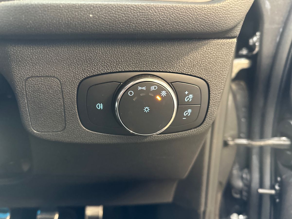 Used Ford Focus 2023 for sale - 76297529: Photo 23