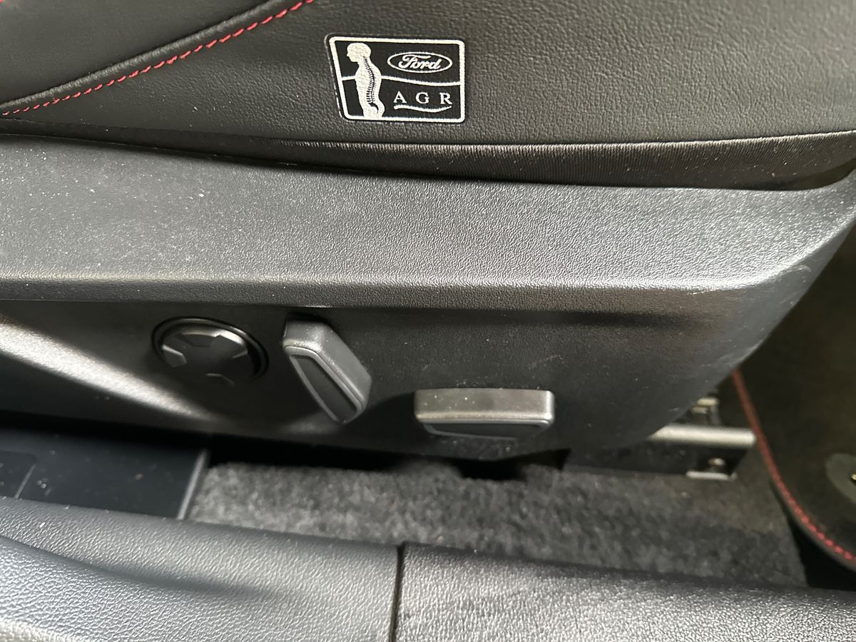 Used Ford Focus 2023 for sale - 76297529: Photo 30
