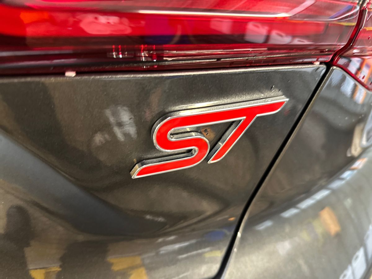 Used Ford Focus 2023 for sale - 76297529: Photo 36