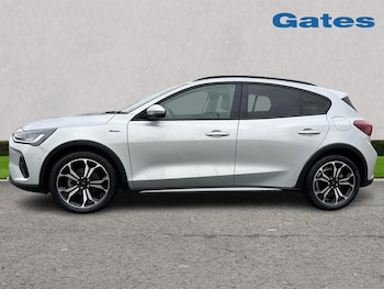 Used Ford Focus 2023 for sale - 79566100: Photo