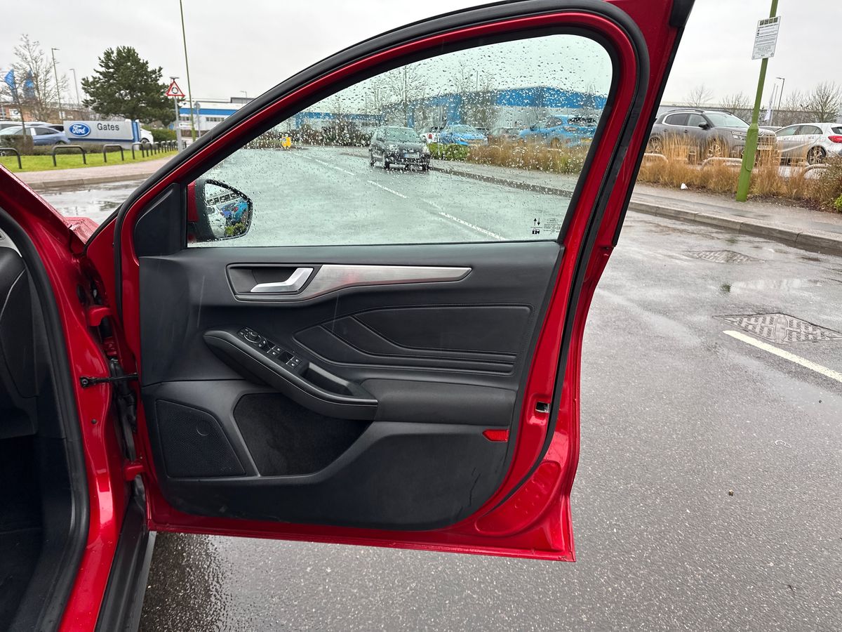 Used Ford Focus 2022 for sale - 77556817: Photo 35