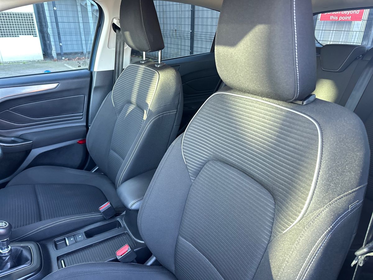 Used Ford Focus 2023 for sale - 77082518: Photo 13