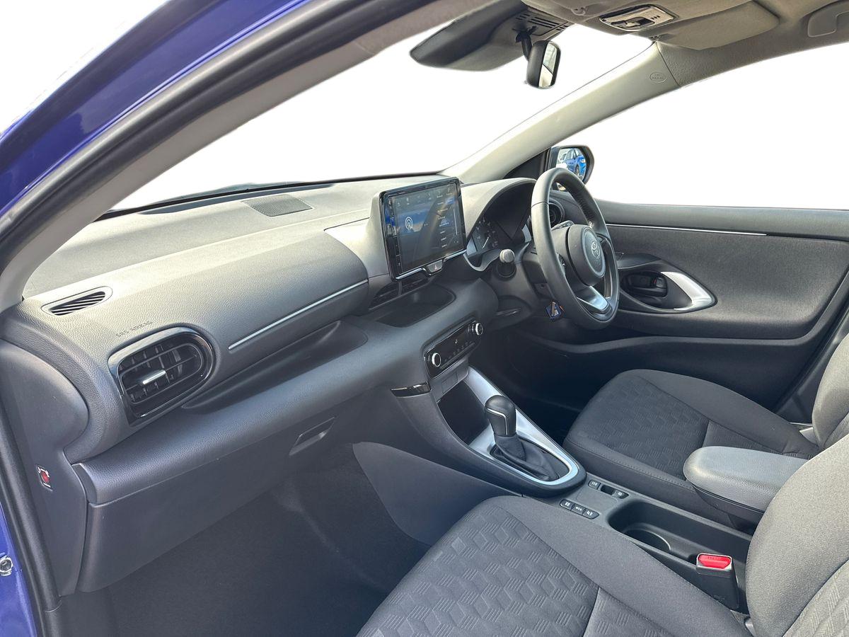 Used Toyota Yaris 2024 for sale - 78036757: Photo 11