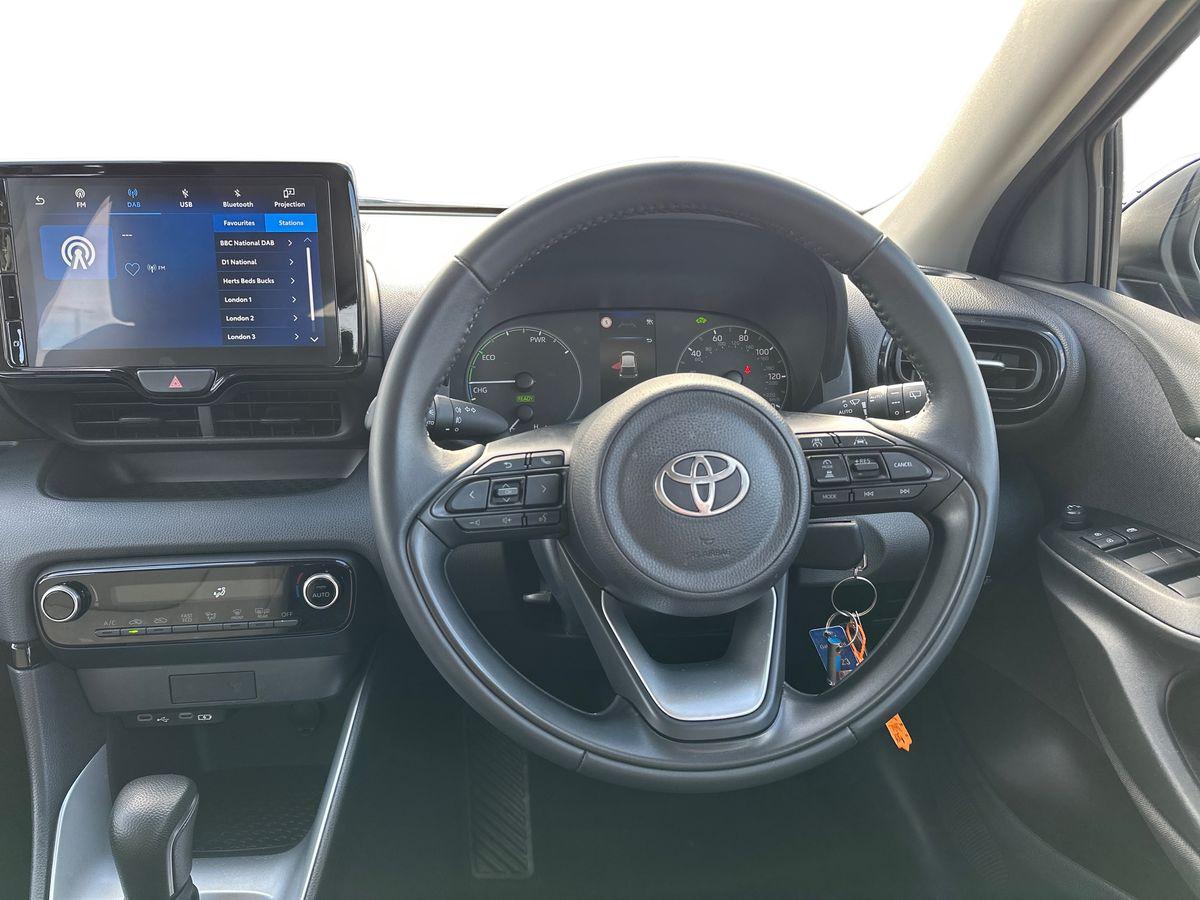 Used Toyota Yaris 2024 for sale - 78036757: Photo 17