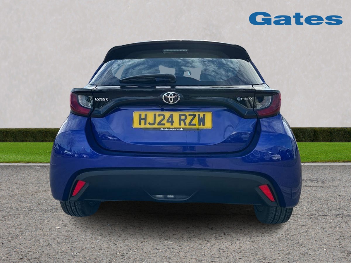 Used Toyota Yaris 2024 for sale - 78036757: Photo 6